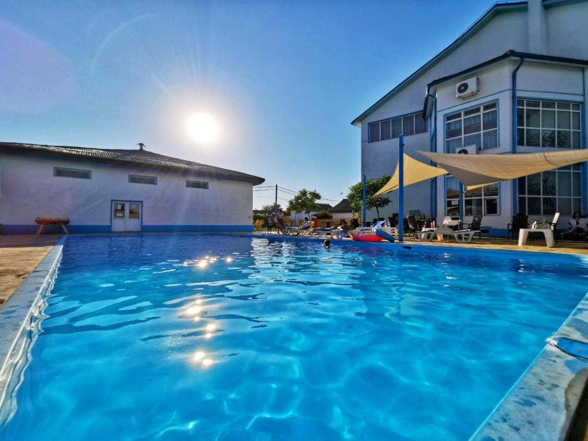 Hotel Sunrise Crisan  Bagian luar foto