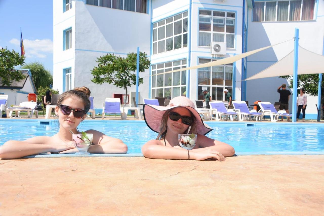 Hotel Sunrise Crisan  Bagian luar foto