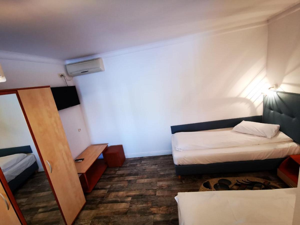 Hotel Sunrise Crisan  Bagian luar foto