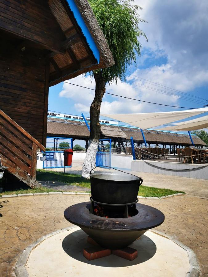 Hotel Sunrise Crisan  Bagian luar foto