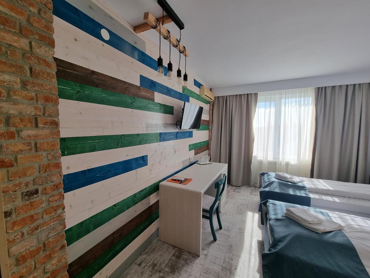 Hotel Sunrise Crisan  Bagian luar foto