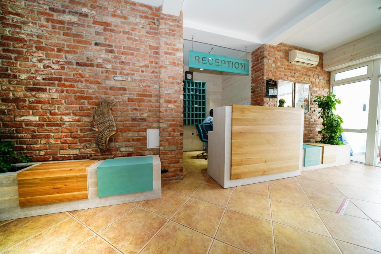 Hotel Sunrise Crisan  Bagian luar foto