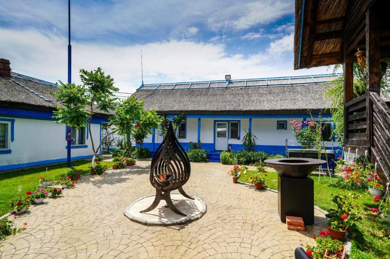 Hotel Sunrise Crisan  Bagian luar foto